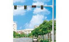 福州哪里買交通信號桿？高性價比推薦瑞達(dá)交通設(shè)施